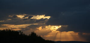 König Sonne und König Wolke - Morphologische Untersuchung zu einem streitbaren Roma-Märchen
